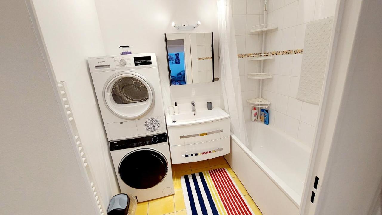 Cosy Home, 2 Chambres, 6 Personnes, 3 Min Gare, Parking Prive Cergy