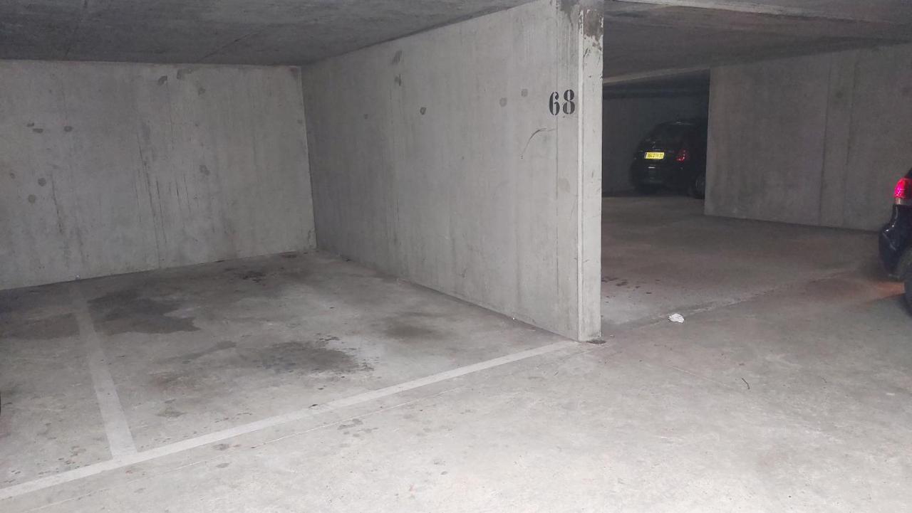 Apartment Cosy Home, 2 Chambres, 6 Personnes, 3 Min Gare, Parking Prive