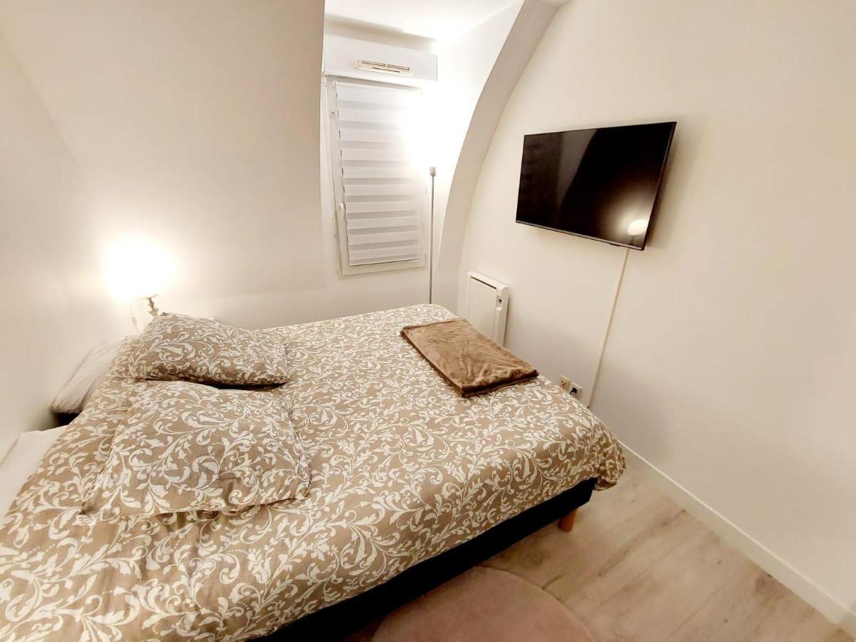 Cosy Home, 2 Chambres, 6 Personnes, 3 Min Gare, Parking Prive